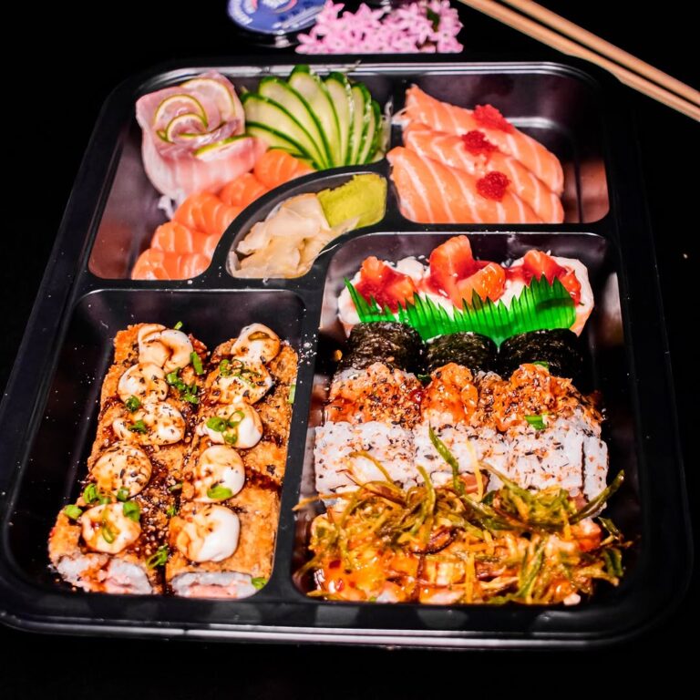 London Meal Delivery Kits image
