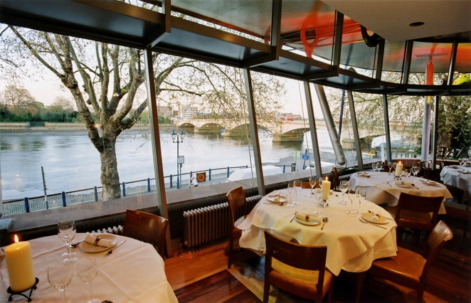34409 thai square putney bridge review2