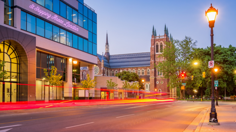 St Shopping Areas image