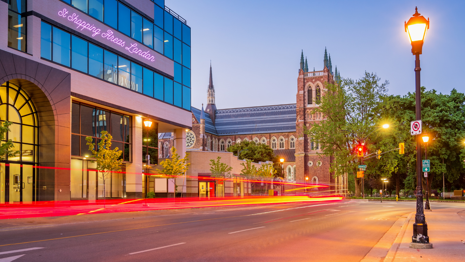 St Shopping Areas image