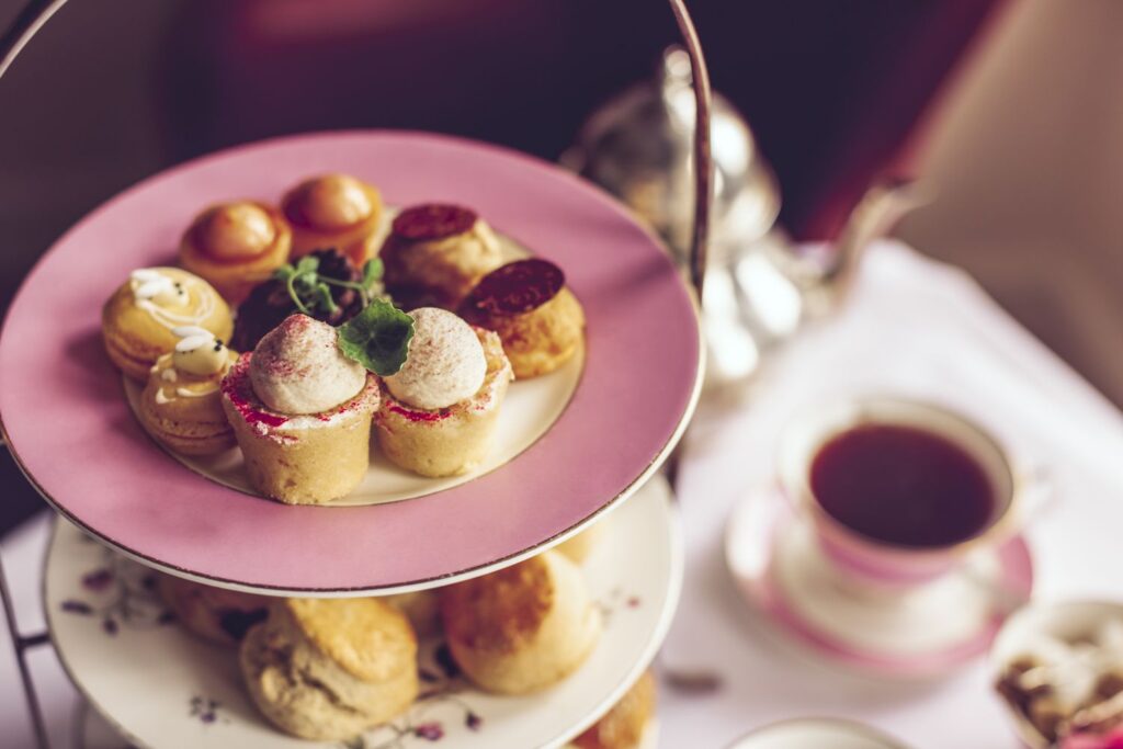 afternoon tea for two 854389316 5b0c12311d6404003731be9a