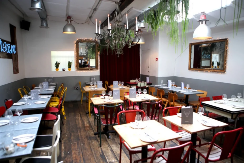 The Best Restaurants in Stoke Newington: A Culinary Journey Through North London's Most Vibrant Neighbourhood 2 https s3.us east 1.amazonaws.com uploads.thevendry.co 23052 1679480497262 Escosesa NEW2 1024x683 1