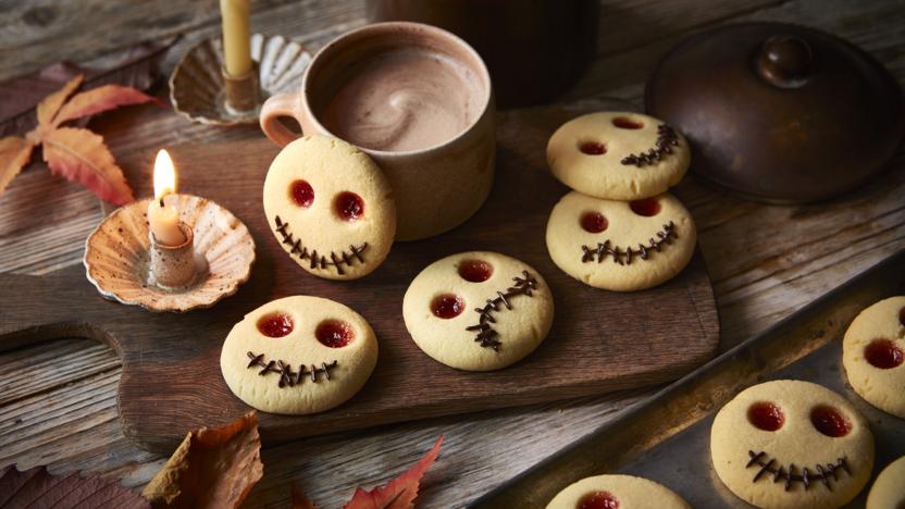Halloween Treats in London image