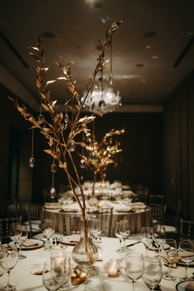 20 Gold Party Decoration Ideas That Actually Make a Room Look Expensive 13 image 324