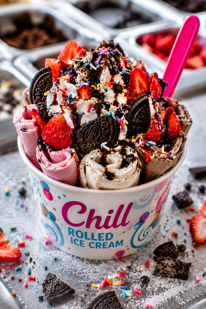 20 Easy Ice Cream Dessert Recipes for When You Need Something Sweet, Fast 16 image 807